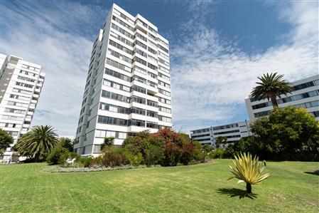 False - Apartment For Sale in Claremont Upper, Cape Town, Western Cape - M117303