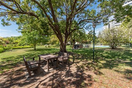 False - Apartment For Sale in Claremont Upper, Cape Town, Western Cape - M117303