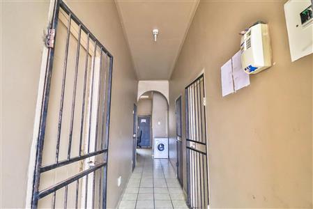 False - House For Sale in East London Central, East London, Eastern Cape - M117372