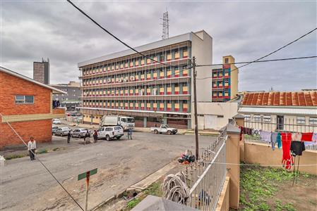 False - House For Sale in East London Central, East London, Eastern Cape - M117372