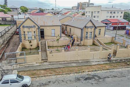 False - House For Sale in East London Central, East London, Eastern Cape - M117372