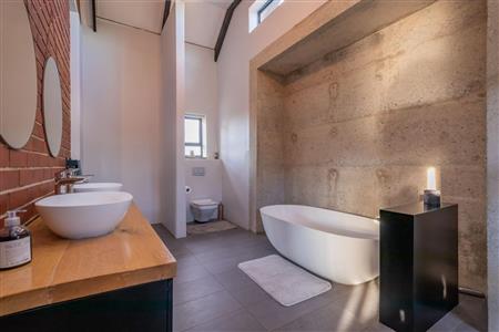 False - House Unavailable in Berg En Dal, Heidelberg, Gauteng - M117528