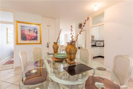 False - Apartment For Sale in Benmore Gardens, Sandton, Gauteng - M117650