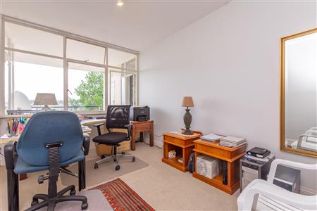 False - Apartment For Sale in Benmore Gardens, Sandton, Gauteng - M117650