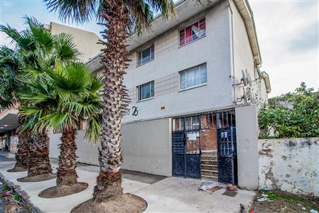False - Apartment For Sale in Quigney, East London, Eastern Cape - M117857