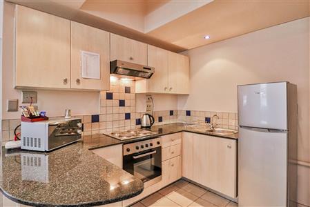 False - Apartment For Sale in Marshalltown, Johannesburg, Gauteng - M118001
