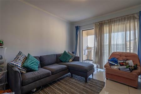 False - Apartment For Sale in Noordwyk, Midrand, Gauteng - M118061