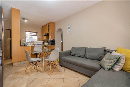 False - Apartment For Sale in Lonehill, Sandton, Gauteng - M118078