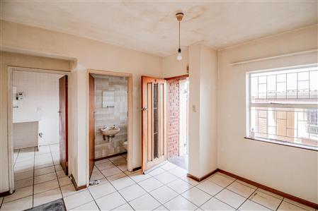 False - Townhouse For Sale in King Williams Town Central, King Williams Town, Eastern Cape - M119116
