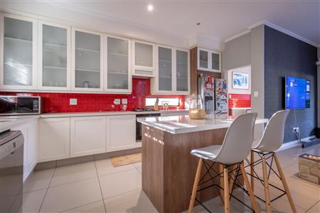 False - House For Sale in Craighall, Johannesburg, Gauteng - M119251