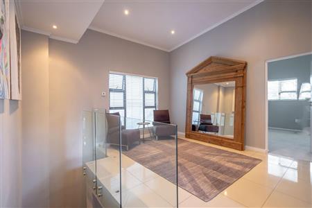 False - House For Sale in Craighall, Johannesburg, Gauteng - M119251