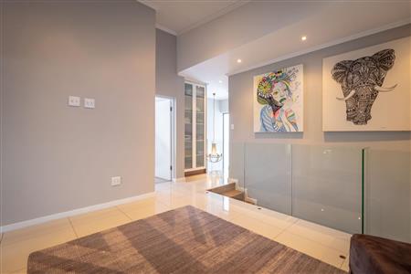 False - House For Sale in Craighall, Johannesburg, Gauteng - M119251