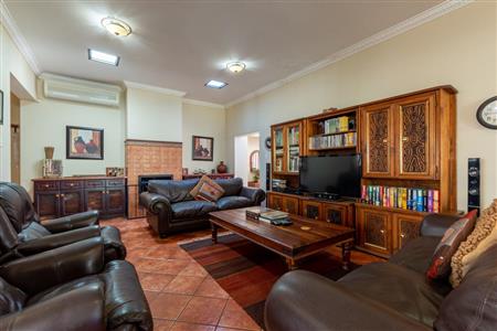 False - House For Sale in Jordaan Park, Heidelberg, Gauteng - M17711