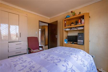 False - House For Sale in Lenasia South, Johannesburg, Gauteng - M119271