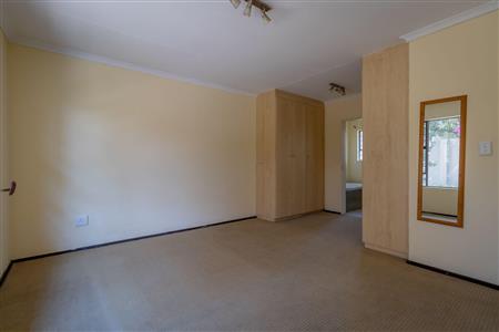 False - House For Sale in Broadacres, Sandton, Gauteng - M119308