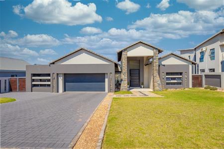 False - House For Sale in Copperleaf Estate, Centurion, Gauteng - M119483