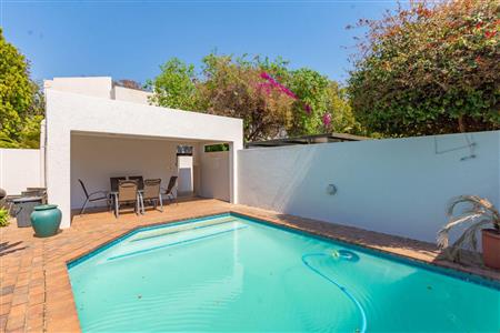 False - Apartment For Sale in Morningside, Sandton, Gauteng - M117107