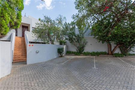 False - Apartment For Sale in Morningside, Sandton, Gauteng - M117107