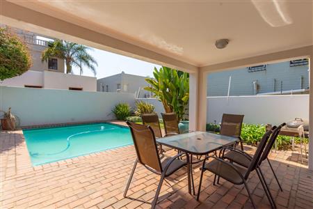 False - Apartment For Sale in Morningside, Sandton, Gauteng - M117107