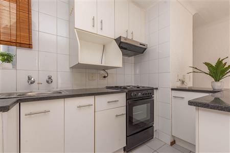 False - Apartment For Sale in Morningside, Sandton, Gauteng - M117107