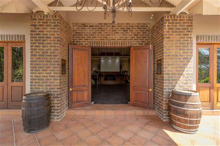 False - Commercial Property For Sale in Heidelberg Central, Heidelberg, Gauteng - M119568