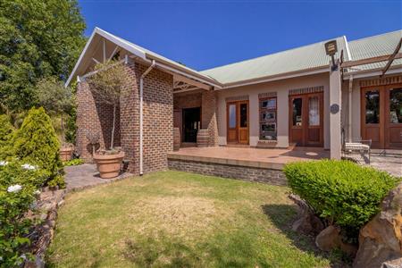 False - Commercial Property For Sale in Heidelberg Central, Heidelberg, Gauteng - M119568