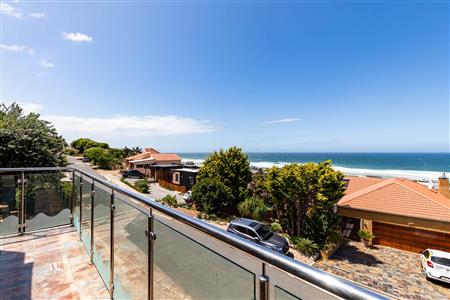 False - House For Sale in Outeniqua Strand, Groot Brakrivier, Western Cape - M119683