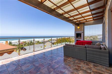 False - House For Sale in Outeniqua Strand, Groot Brakrivier, Western Cape - M119683