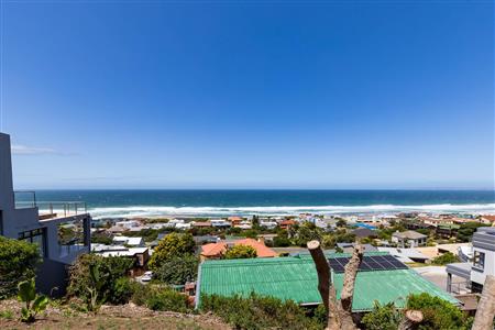 False - House For Sale in Outeniqua Strand, Groot Brakrivier, Western Cape - M119683