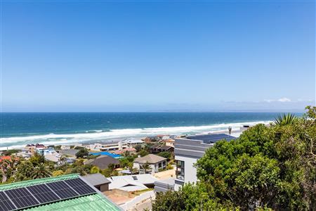 False - House For Sale in Outeniqua Strand, Groot Brakrivier, Western Cape - M119683