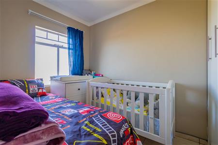 False - Apartment For Sale in Fleurhof, Roodepoort, Gauteng - M119152