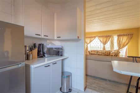 False - Apartment For Sale in Little Falls, Roodepoort, Gauteng - M120024