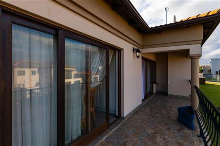 False - Townhouse for sale in Island View, Mossel Bay - M120054