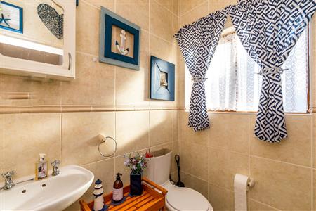 False - Townhouse for sale in Island View, Mossel Bay - M120054
