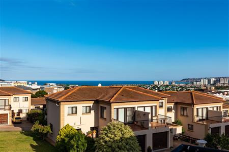 False - Townhouse for sale in Island View, Mossel Bay - M120054