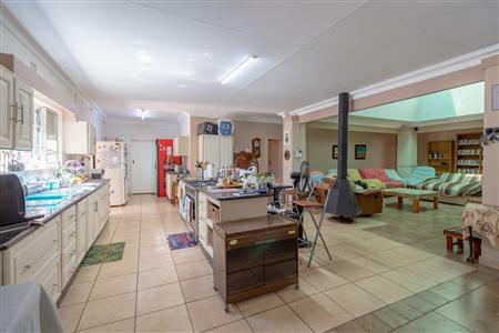 False - Farm For Sale in Wigwam, Rustenburg, North West - M120075