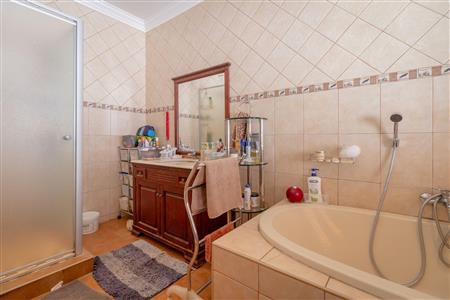 False - Farm For Sale in Wigwam, Rustenburg, North West - M120075