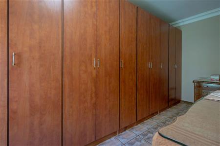 False - Farm For Sale in Wigwam, Rustenburg, North West - M120075