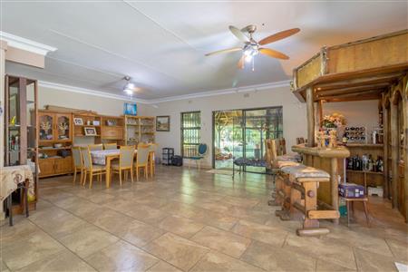 False - Farm For Sale in Wigwam, Rustenburg, North West - M120075