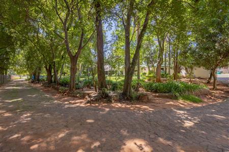 False - Farm For Sale in Wigwam, Rustenburg, North West - M120075