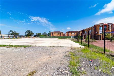 False - Commercial Property For Sale in George East, George, Western Cape - M120076