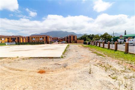 False - Commercial Property For Sale in George East, George, Western Cape - M120076