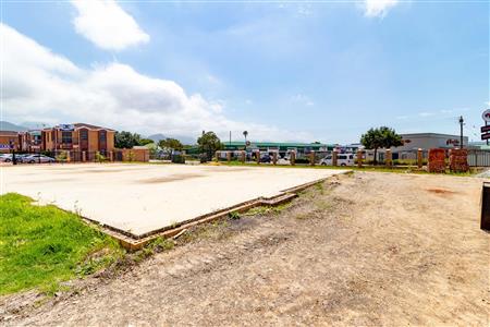 False - Commercial Property For Sale in George East, George, Western Cape - M120076
