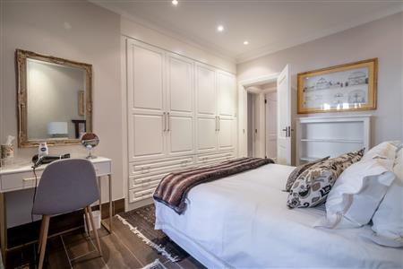 False - Apartment For Sale in Hyde Park, Sandton, Gauteng - M120140