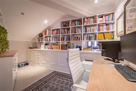 False - Apartment For Sale in Hyde Park, Sandton, Gauteng - M120140