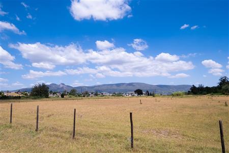 False - Farm For Sale in Klein Drakenstein, Paarl, Western Cape - M120164
