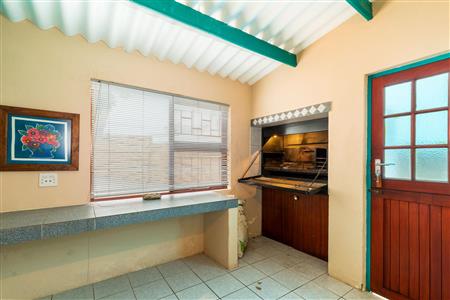 False - House sold in Bayview, Hartenbos - M120184