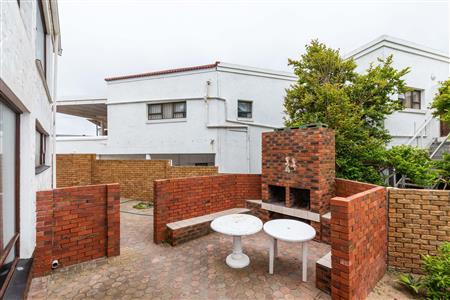 False - House sold in Bayview, Hartenbos - M120184