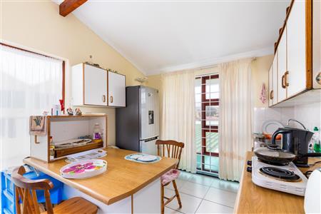 False - House sold in Bayview, Hartenbos - M120184