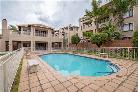 False - Apartment For Sale in Sunninghill, Sandton, Gauteng - M120186